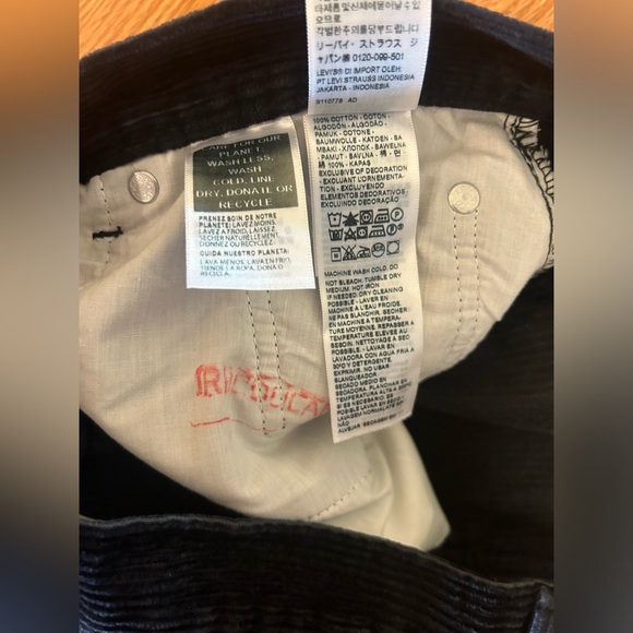 Levi black corduroy pants straight leg size 29 x 30 - Picture 5 of 7